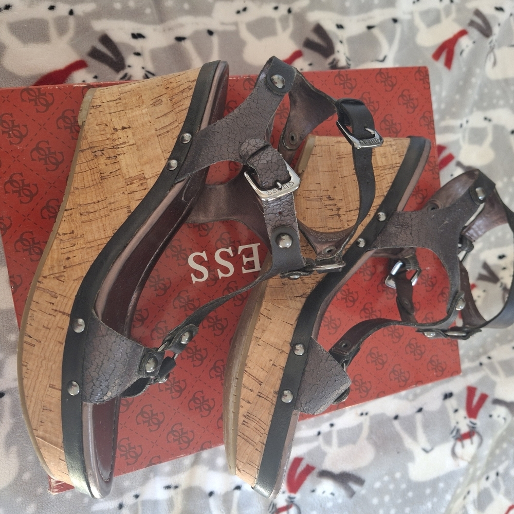 Guess Platform Sandals